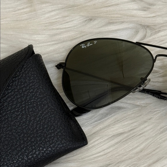 Ray-Ban Aviator Polarized Sunglasses Black Unisex - Picture 3 of 8